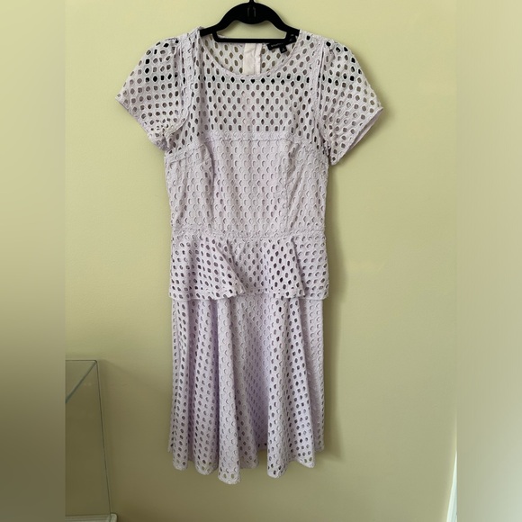 Banana republic lilac peplum dress. Size 4 - Picture 5 of 7